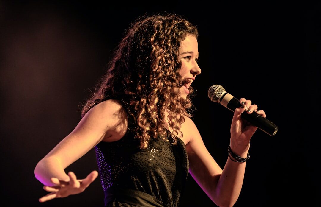 shakira singing on stage